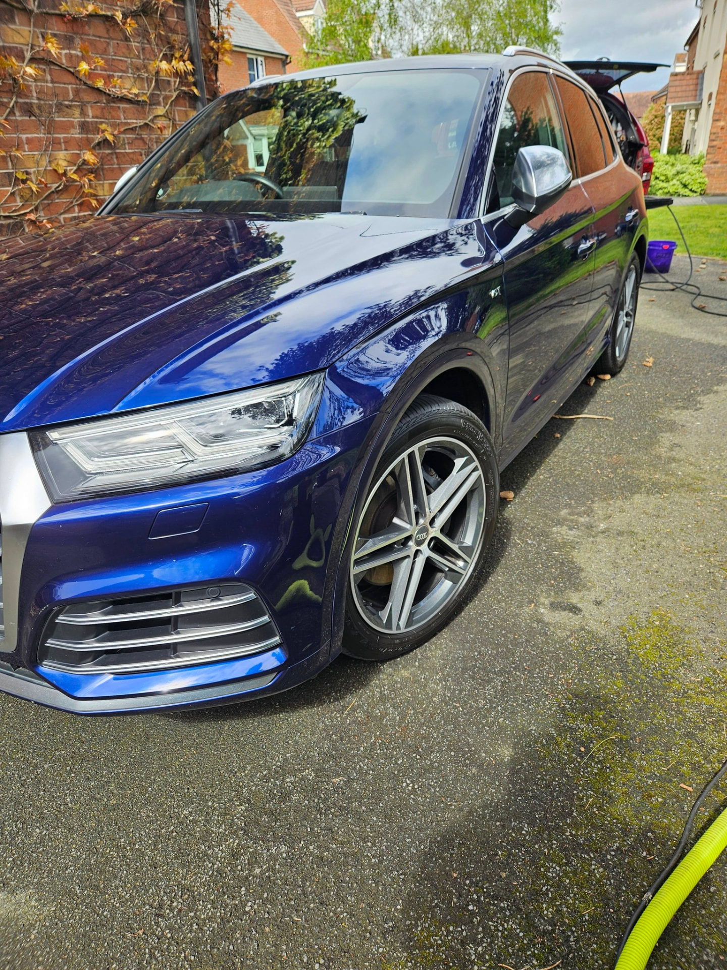 Audi SQ5 after a full valet